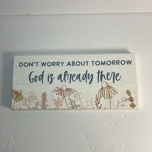 Sincere Surroundings Wood Sign - Inspirational Quote
